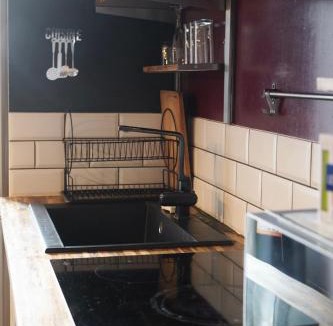 Thorigny-sur-Marne Apartment | CHEZ TRICIA, 3min de la gare, jardin, 20min de Disney
