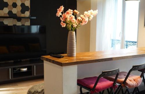 Thorigny-sur-Marne Apartment | CHEZ TRICIA, 3min de la gare, jardin, 20min de Disney