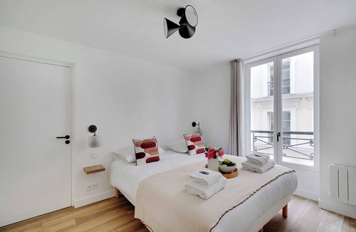 Quartier Saint-Ambroise Apartment | Chic apartment - 2BR/6P - Saint-Ambroise