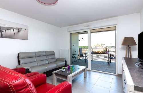 Capbreton Apartment | Chic Apartment Near Capbreton Beach with Parking & Modern Amenities