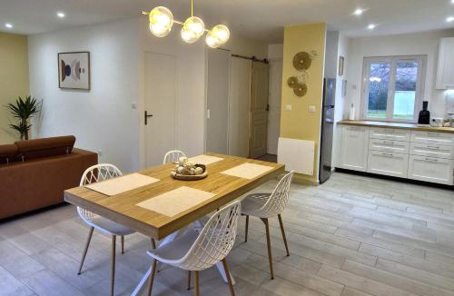 Chevannes House | Chill House - Maison 2 chambres - Option Jacuzzi