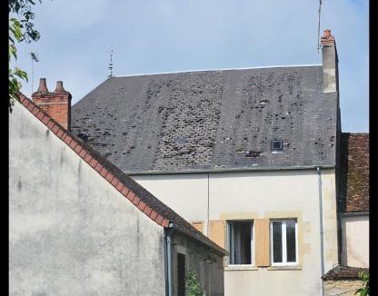 Chateauneuf-Val-de-Bargis Apartment | Church View Apartments