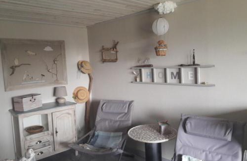 Villeneuve-dʼAllier Bed & Breakfast | Clair Matin
