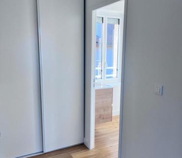 L'Hopital-le-Grand Apartment | Clim, TV LED, iMac - T2 design 1 à 4 pers équipé