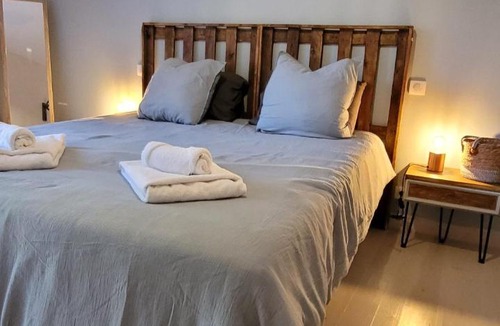 Soulages Bed & Breakfast | Clos De La Ronziere Avec Jacuzzi