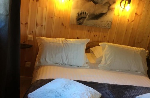 Saint-Jean-Saint-Nicolas Ski Chalet | Clos Shambhala-Chalet d'hôtes