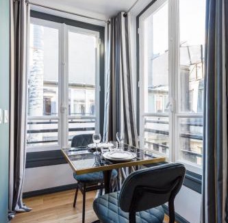 Faubourg-du-Roule Apartment | CMG Champs Elysées - Boetie 4DD
