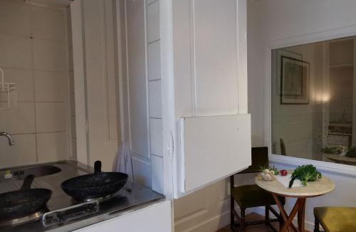 Le Puy-en-Velay Apartment | Cocon au cœur du Puy-en-Velay avec cour privée et WIFI - FR-1-582-325
