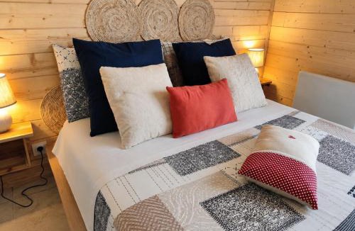 Vernet-la-Varenne Apartment | Cocon cosy face au lac Terrasse et randonnées