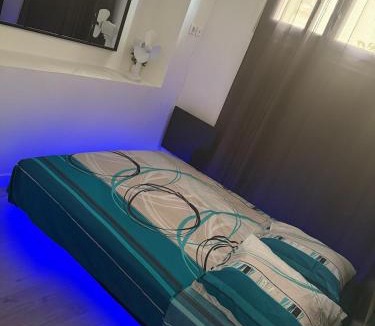 Arpajon Apartment | COCON Cosy - Free Parking - City Center - fibre