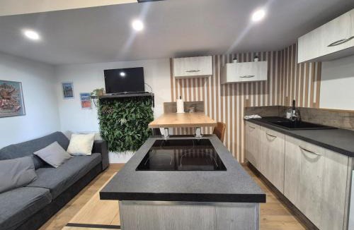 Craon Apartment | Cocon moderne et chaleureux