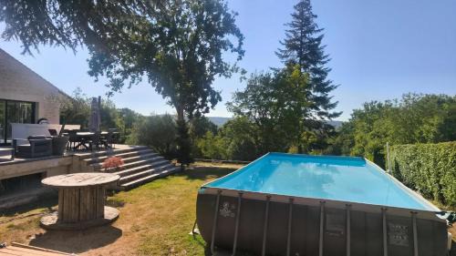 Clermont Bed & Breakfast | Cocon sensuel - Jaccuzzi et petit déjeuner - Proche Chantilly et Beauvais
