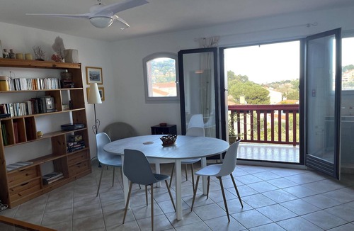 Collioure Apartment | Collioure: beautiful apartment classified *, quiet, swimming pool, garden, private parking