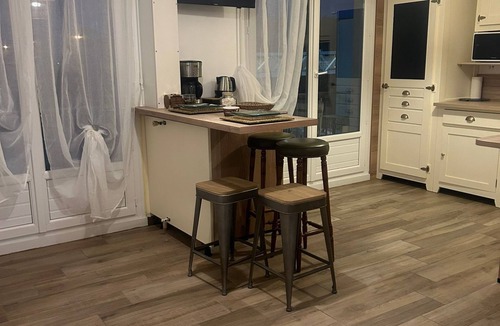 Graville Apartment | Colocation Appartement Refais à Neuf. Idéal Pour Travailleurs ou Étudiants