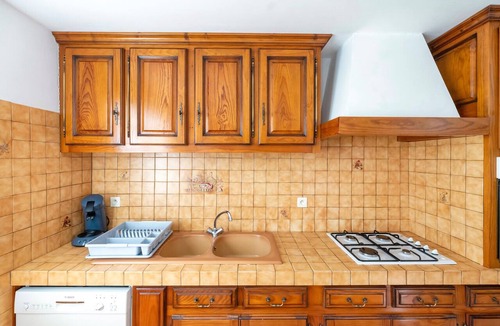 Saint-Pee-sur-Nivelle Apartment | Comfortable Apartment Near the Spanish Border