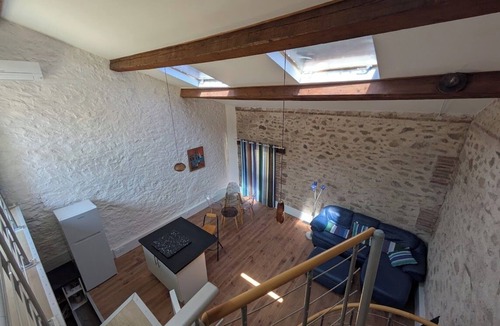 Corneilla-del-Vercol Apartment | Comfortable 80 m2 self-contained studio, 10 minutes from the sea.