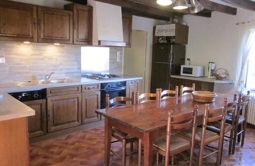 Ferrieres-sur-Sichon Cottage | Comfortable house in Ferrières-sur-Sichon, pets allowed