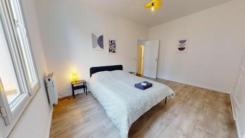 Saint-Charles du Port Apartment | Comfortable apartment Rue Gustave Brindeau
