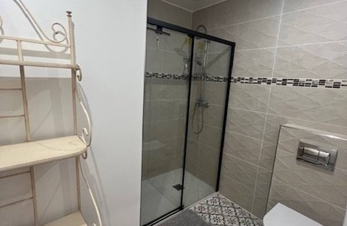Reynes Apartment | Comfortable apartment with AC and WiFi - 6 guests