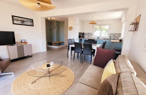 Erdeven Ski Chalet | Comfortable family home near the beach