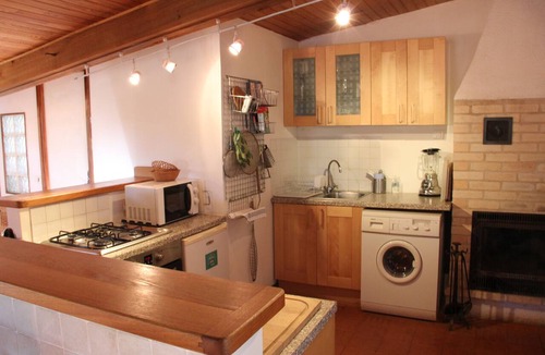 Valroufie Cottage | Comfortable 2 bed gite with pool. Dog friendly!