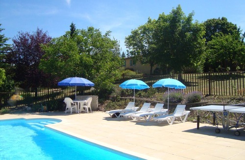 Valroufie Cottage | Comfortable 2 bed gite with pool. Dog friendly!