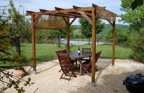 Valroufie Cottage | Comfortable 2 bed gite with pool. Dog friendly!
