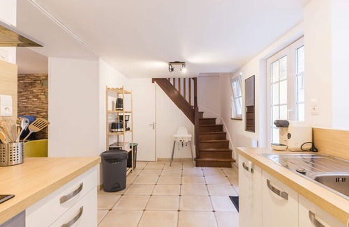Carentan Cottage | Comfortable townhouse in Carentan for a family stay