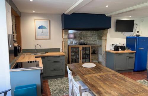 Saint-Come-du-Mont House | Comfortable house for 4 guests in Saint-Côme-du-Mont