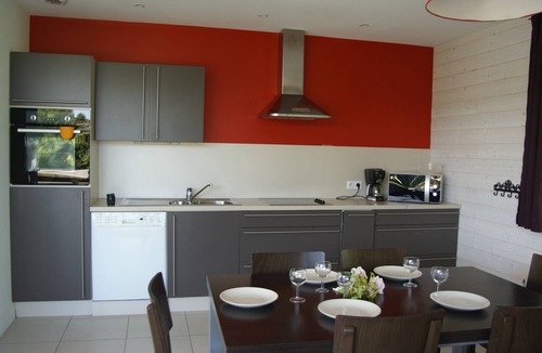 Guisseny Cottage | Comfortable house 4/6 persons 100m from the sea/GR34 with swimming pool