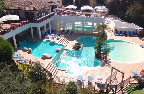 Espelette House | Comfortable mobile home with terrace in Espelette