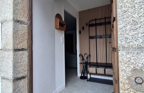 La Chapelle-Neuve Apartment | Comfortable T3, furnished and decorated with care. ALL INCLUSIVE
