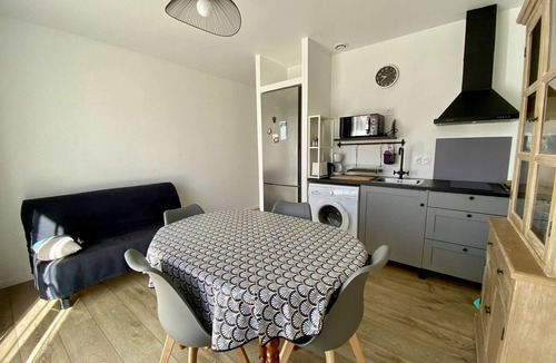 Itxassou Apartment | Comfortable T1 Bis in Itxassou with Garden, Pets Allowed