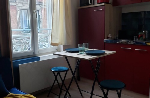 Montreuil Apartment | Comfy Studio with Easy Access to Paris, Disneyland & Concert Halls