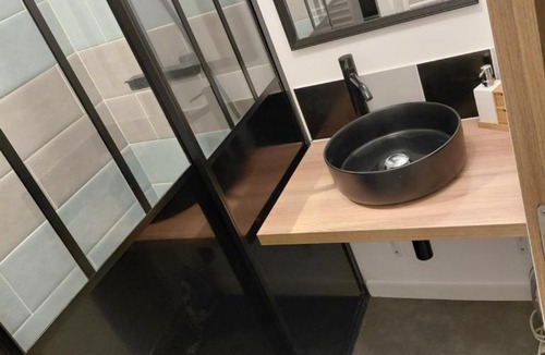 Ernee Apartment | Comme à la maison