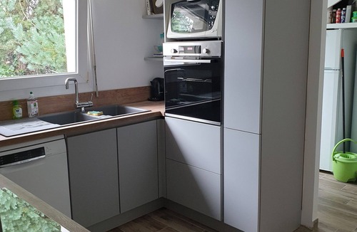 Tredrez-Locquemeau Cottage | Completely renovated seaside family home