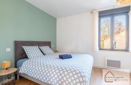 Saint-Priest Apartment | Confort Nature - Maisonnette avec Jardin, Garage, Proche Eurexpo