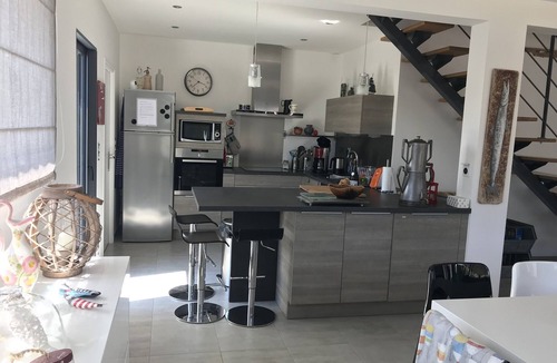 Saint-Pierre-Quiberon House | Contemporary house, Portivy, Côte Sauvage