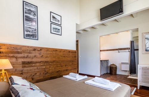 Saint-Jean-de-Luz House | Contemporary Oasis with views, Pool & Sauna - Walk to Beach & Center