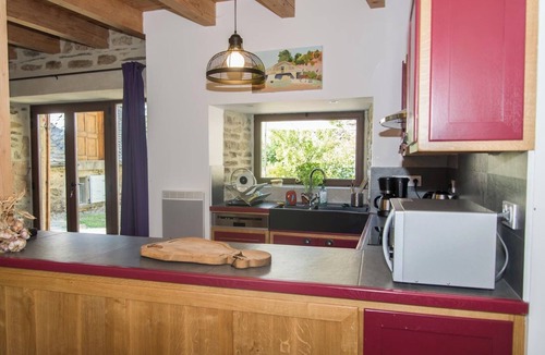 Le Bleymard House | Converted barn at the foot of Mont Lozère in a hamlet with character