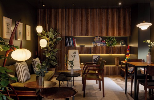 13th Arrondissement Hotel | COQ Hotel Paris