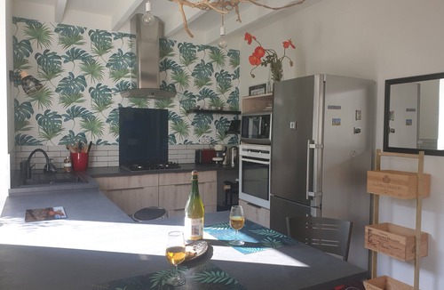 Paimpol House | Coquelicots 130m²: Private Veranda, Garden & Terrace, Wi-Fi, Linens, Beaches & Trails 3km