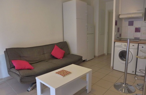 Ondres Apartment | Cosy apartment for 4 guests with pool, WIFI, TV and terrace