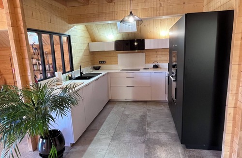 Saint-Sauveur-Camprieu Ski Chalet | Cosy chalet with all comforts, calm and nature