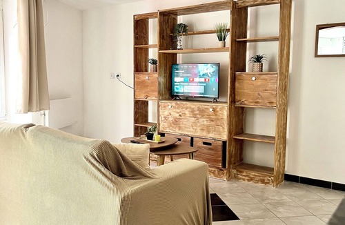 Saint-Ambroix Apartment | Cosy, modern studio - Gard