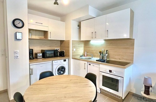 Chatel-Guyon Apartment | Cosy one-bedroom - ideal for curists and wellness getaways