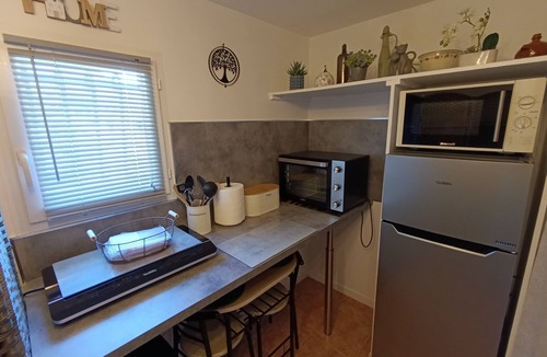 Cendras Apartment | Cosy self-contained suite with terrace, garden and pool in the Cévennes region.