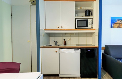 Moliets-et-Maa Apartment | Cosy studio in Moliets et Maa with private terrace, barbecue, ideal for 4 people