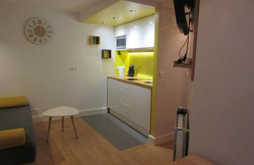 5th Arrondissement Apartment | Cosy Studio of 17 square meters at Place Monge 75005