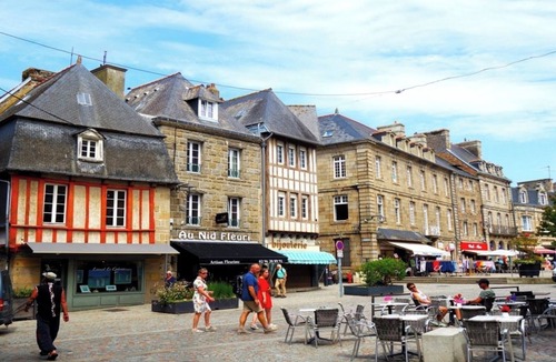 Paimpol Apartment | Cosy T3 apartment for 6 people in the heart of Paimpol
